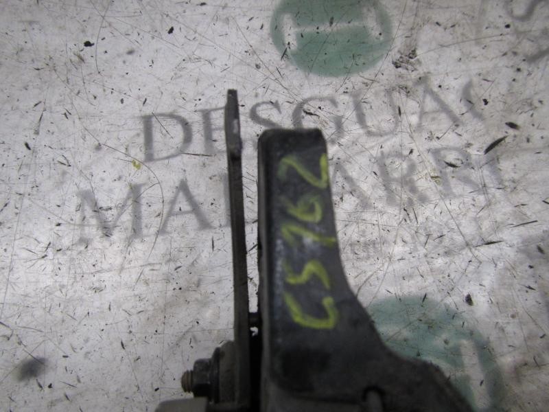 Recambio de cerradura capot para kia sorento 2.5 crdi ex referencia OEM IAM 811303E000  