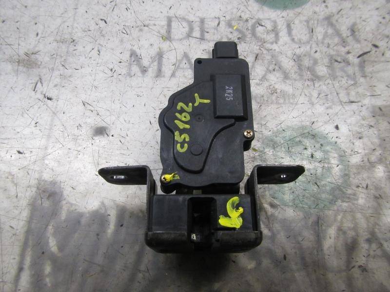 Recambio de cerradura maletero / porton para kia sorento 2.5 crdi ex referencia OEM IAM 871303E001  