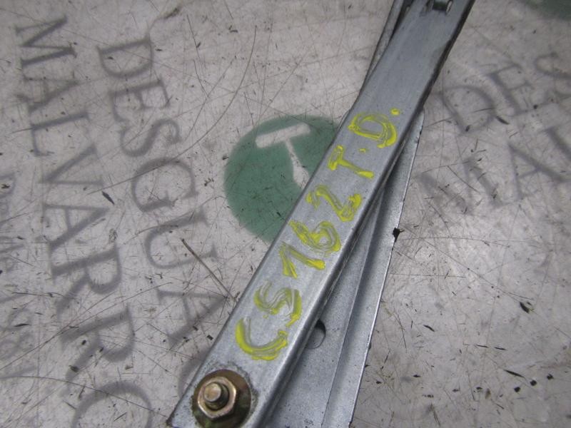 Recambio de elevalunas trasero derecho para kia sorento 2.5 crdi ex referencia OEM IAM 834023E000  