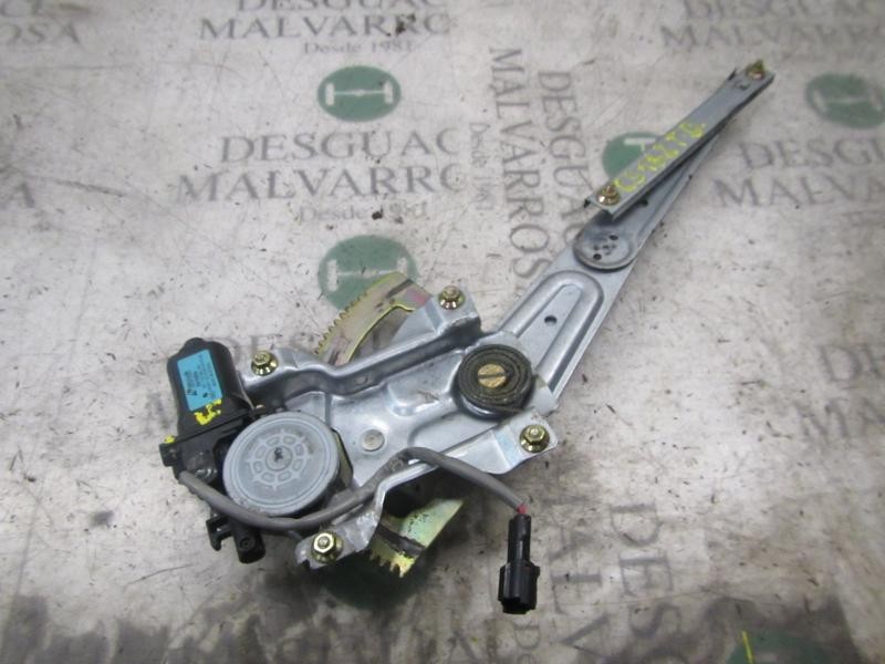 Recambio de elevalunas trasero derecho para kia sorento 2.5 crdi ex referencia OEM IAM 834023E000  