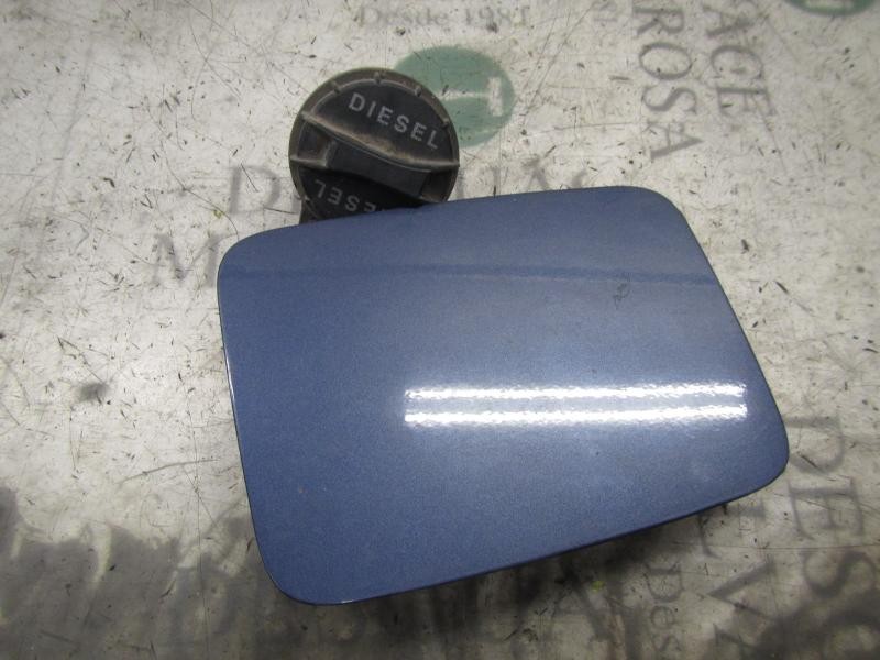 Recambio de tapa combustible para kia sorento 2.5 crdi ex referencia OEM IAM 695113E000  