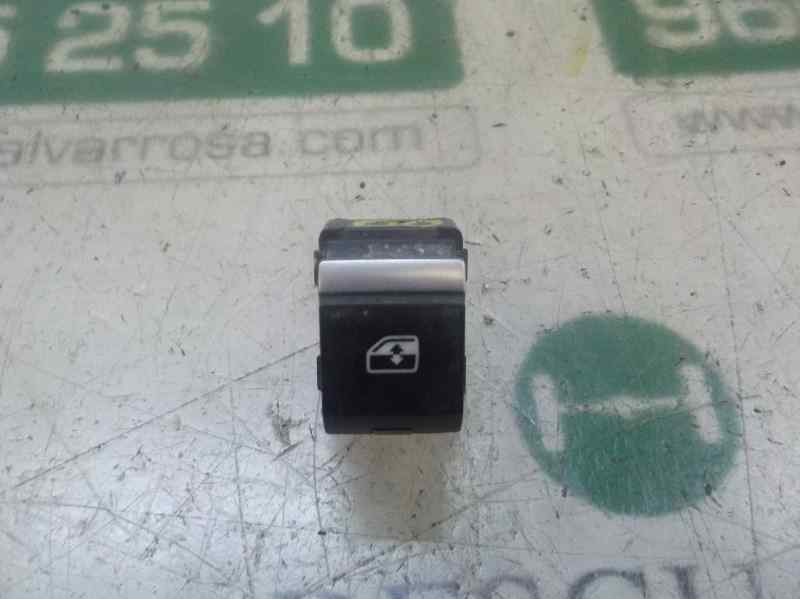 Recambio de mando elevalunas delantero derecho para audi a4 berlina (8w2) sport edition referencia OEM IAM 4M09598555PR 4M095985