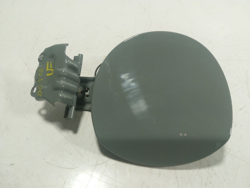 Recambio de tapa combustible para toyota yaris cross (mxp_) 1.5 hybrid (mxpj10) referencia OEM IAM 77350K2010  