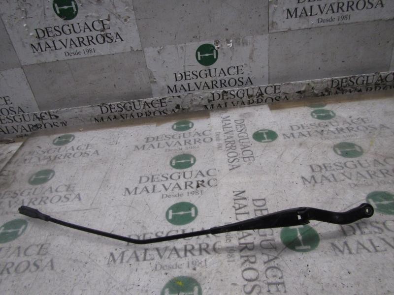 Recambio de brazo limpia delantero derecho para opel corsa d enjoy referencia OEM IAM   