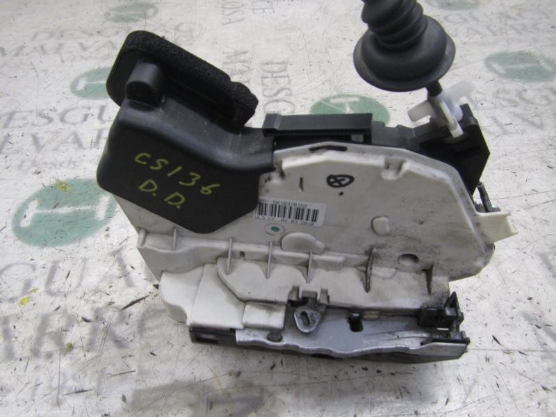 Recambio de cerradura puerta delantera derecha para volkswagen polo (6r1) advance referencia OEM IAM 5K1837016B  