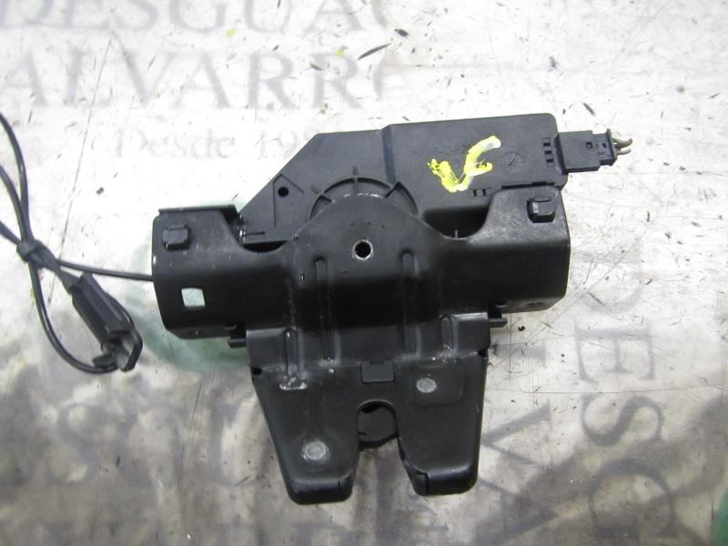 Recambio de cerradura maletero / porton para bmw serie 1 berlina (e81/e87) 118d referencia OEM IAM 51247840617  