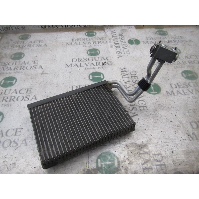 Recambio de evaporador aire acondicionado para bmw serie 1 berlina (e81/e87) 118d referencia OEM IAM 64119290888  