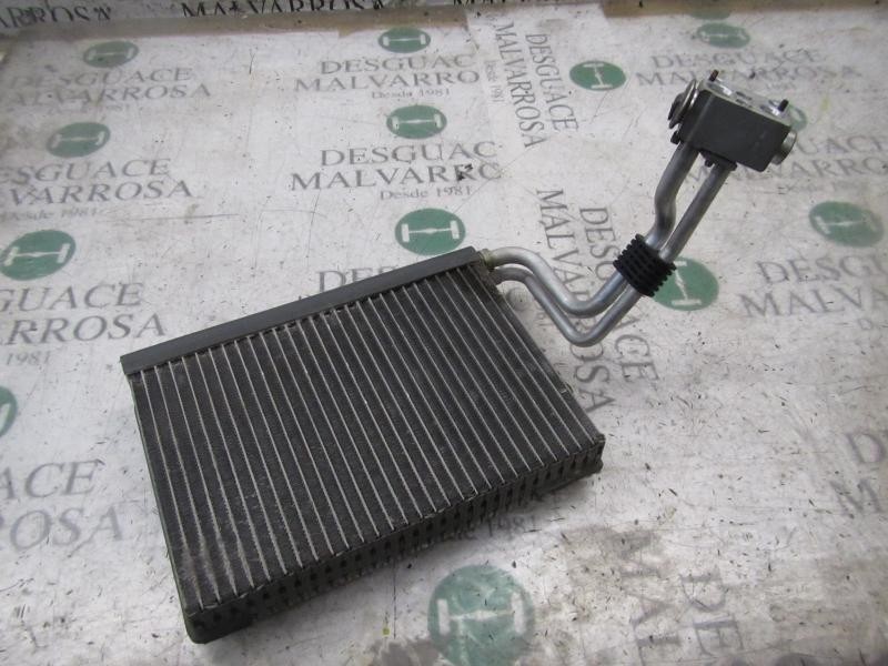 Recambio de evaporador aire acondicionado para bmw serie 1 berlina (e81/e87) 118d referencia OEM IAM 64119290888  