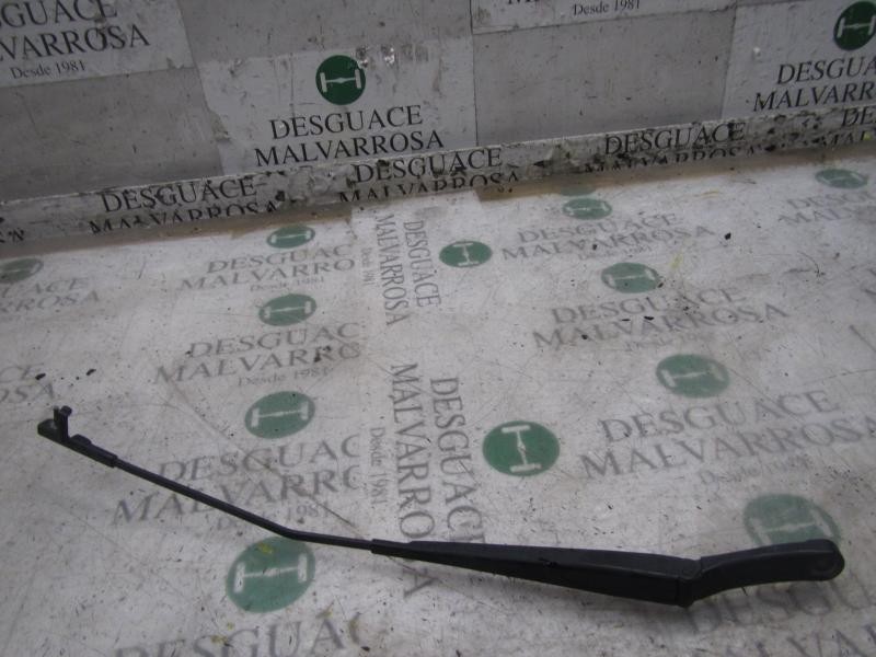 Recambio de brazo limpia delantero derecho para volkswagen golf v berlina (1k1) trendline referencia OEM IAM   