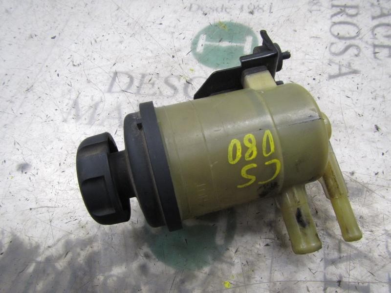 Recambio de deposito servo para kia carens (un) ex i referencia OEM IAM 571502G000  