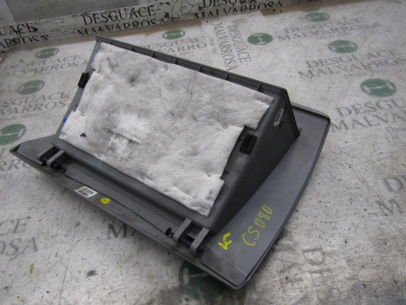 Recambio de guantera para kia carens (un) ex i referencia OEM IAM 845101D150S8  