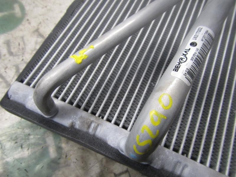 Recambio de evaporador aire acondicionado para seat ibiza (6j5) 1.2 12v referencia OEM IAM 6Q0820103F  
