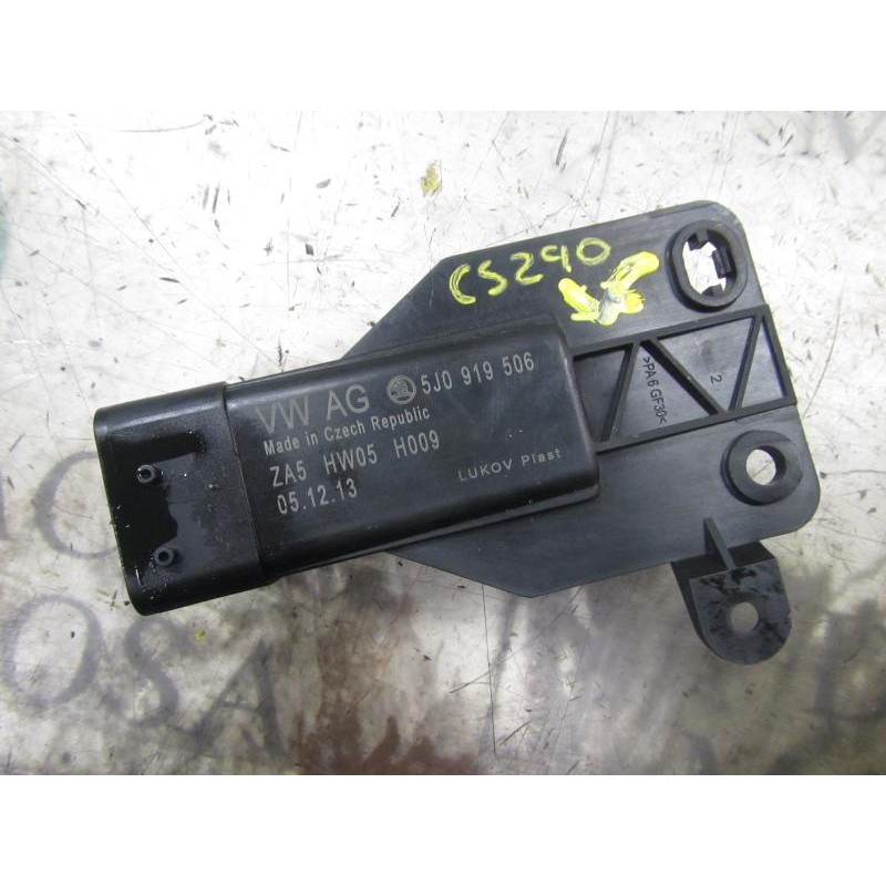 Recambio de caja precalentamiento para seat ibiza (6j5) 1.2 12v referencia OEM IAM 5J0919506 5J0919506 