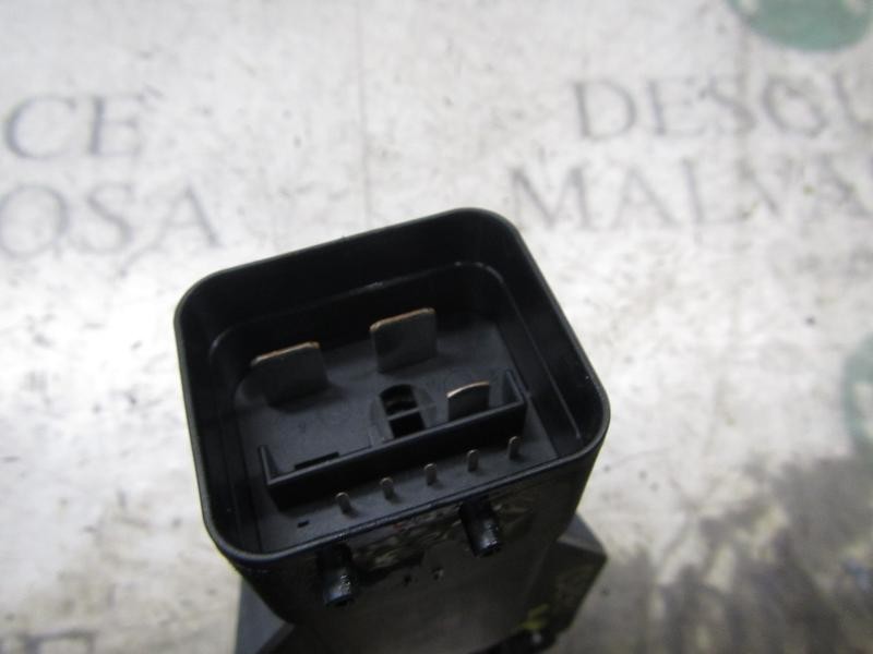 Recambio de caja precalentamiento para seat ibiza (6j5) 1.2 12v referencia OEM IAM 5J0919506 5J0919506 