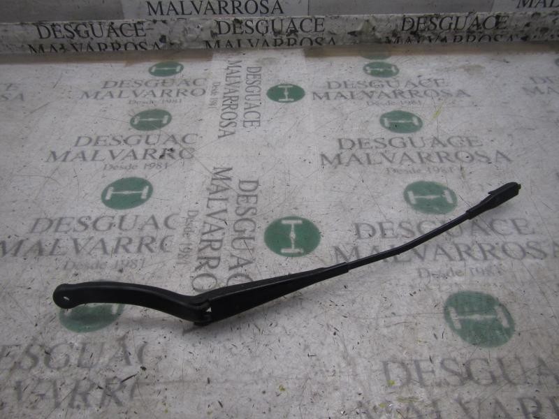 Recambio de brazo limpia delantero izquierdo para opel corsa d cmon referencia OEM IAM   