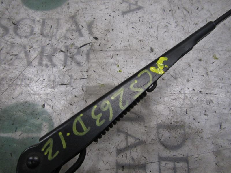 Recambio de brazo limpia delantero izquierdo para opel corsa d cmon referencia OEM IAM   