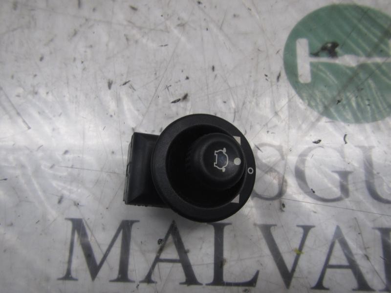 Recambio de mando retrovisor para ford fiesta (cb1) trend referencia OEM IAM 8A6T13A024BB  