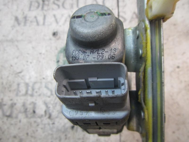 Recambio de elevalunas trasero izquierdo para citroën c4 grand picasso exclusive referencia OEM IAM 9223C1  