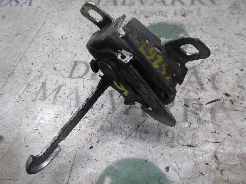 Recambio de cerradura capot para fiat punto (199) 1.2 cat referencia OEM IAM 51913761  