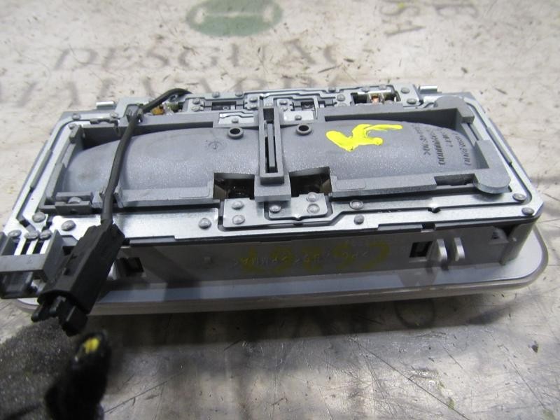 Recambio de piloto interior para fiat punto (199) 1.2 cat referencia OEM IAM 735533394  