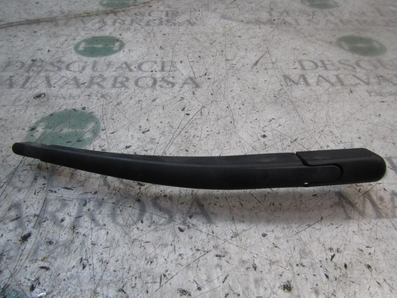 Recambio de brazo limpia trasero para peugeot 208 1.2 12v vti referencia OEM IAM 1608396380  