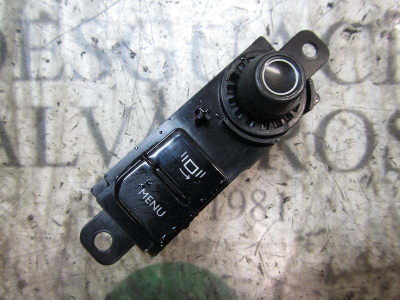 Recambio de modulo electronico para peugeot 208 1.2 12v vti referencia OEM IAM 96758773XU 96758773XU 