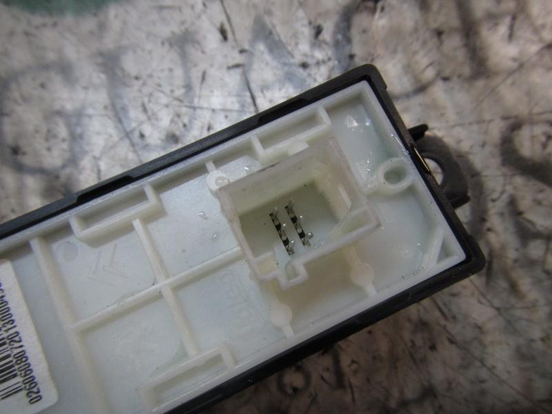 Recambio de modulo electronico para peugeot 208 1.2 12v vti referencia OEM IAM 96758773XU 96758773XU 