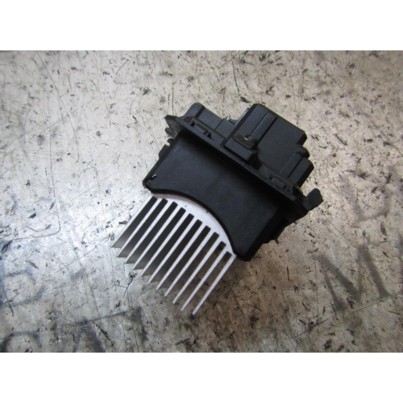 Recambio de resistencia calefaccion para peugeot 208 1.2 12v vti referencia OEM IAM 6441AF 234Z2513 234Z2513