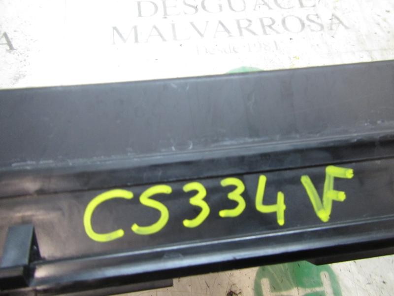 Recambio de caja reles / fusibles para ssangyong rodius rodius aj/ad2l/ata21 referencia OEM IAM 8235021050 1404170268 1404170268