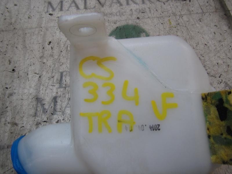 Recambio de deposito limpia para ssangyong rodius rodius aj/ad2l/ata21 referencia OEM IAM 7854021002  