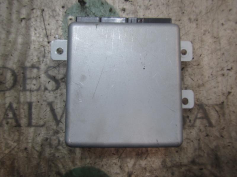 Recambio de modulo electronico para ssangyong rodius rodius aj/ad2l/ata21 referencia OEM IAM 8716121111 8716121111 