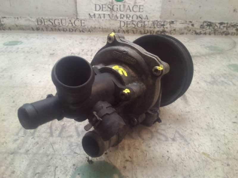 Recambio de bomba agua para ford transit mod. 2000 bus 2.4 tdci referencia OEM IAM   