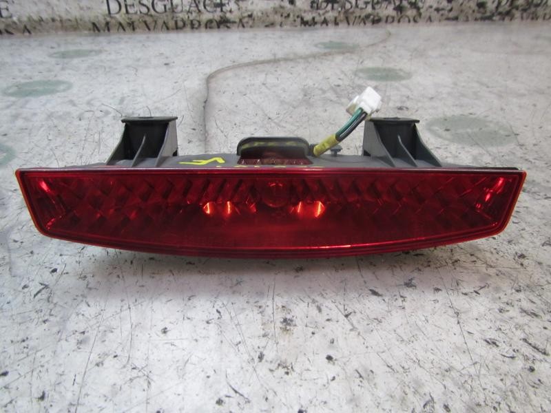 Recambio de piloto trasero central para kia rio 1.4 ex1 referencia OEM IAM   