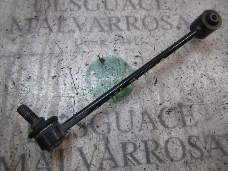 Recambio de tirante trasero izquierdo para ssangyong rodius rodius aj/ad2l/ata21 referencia OEM IAM 4575014002  