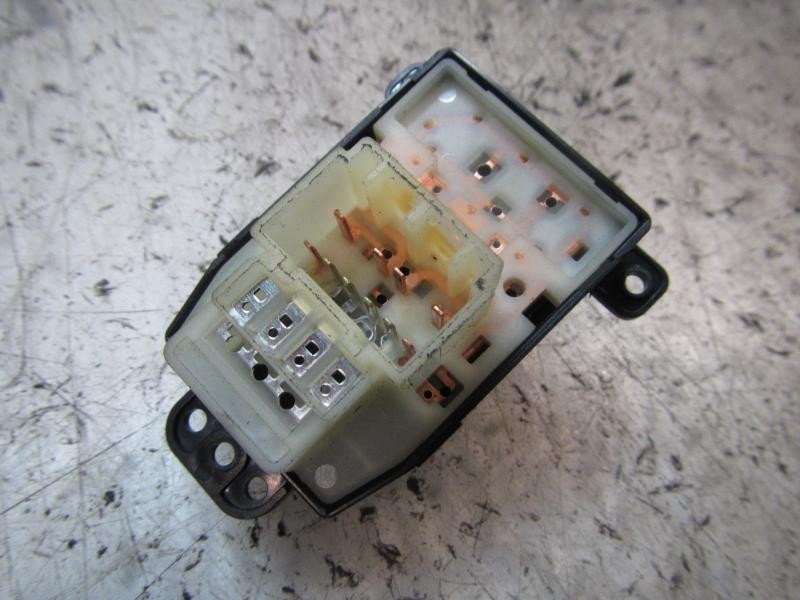 Recambio de mando retrovisor para kia rio 1.4 ex1 referencia OEM IAM   