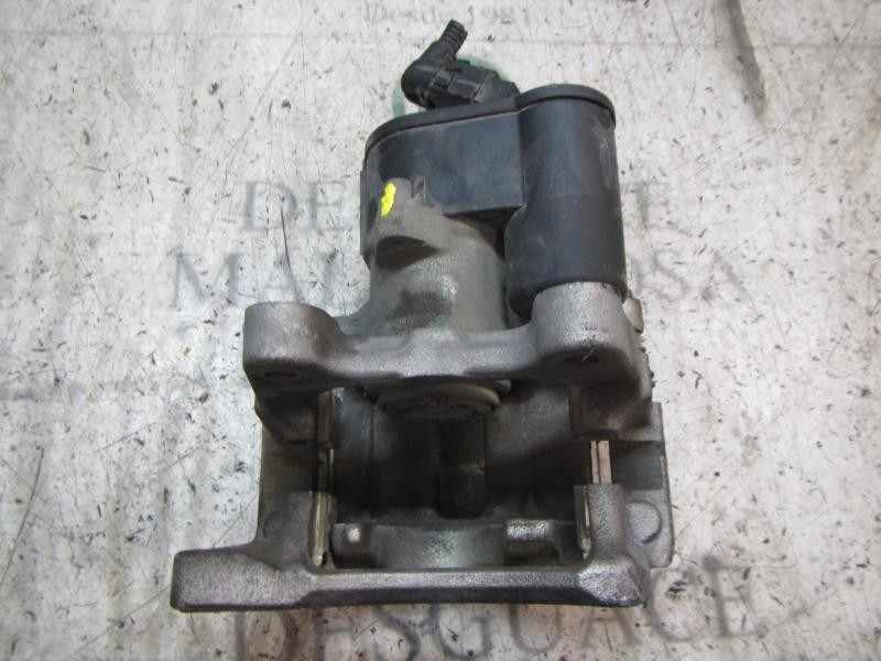 Recambio de pinza freno trasera derecha para volkswagen passat variant (365) 2.0 tdi referencia OEM IAM 5N0615404  