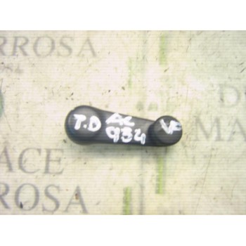 MANETA ELEVALUNAS TRASERA DERECHA 