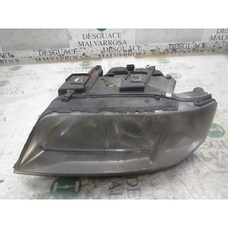 Recambio de faro izquierdo para audi a6 berlina (4b2) 2.5 tdi referencia OEM IAM   