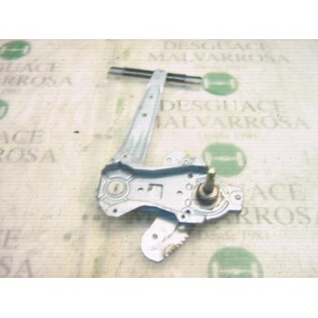 ELEVALUNAS TRASERO DERECHO 