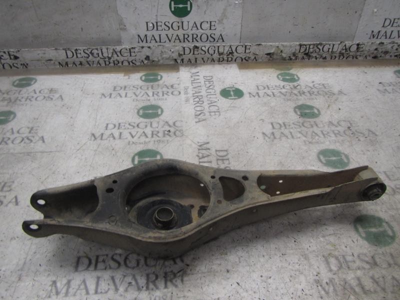 Recambio de brazo suspension inferior trasero derecho para volkswagen touran (1t2) traveller referencia OEM IAM   