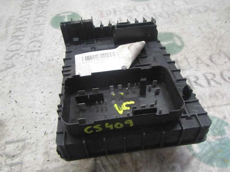Recambio de caja reles / fusibles para volkswagen touran (1t2) traveller referencia OEM IAM   