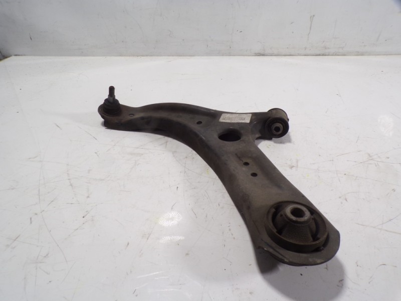 Recambio de brazo suspension inferior delantero izquierdo para hyundai i20 1.1 crdi cat referencia OEM IAM 54500C8000  