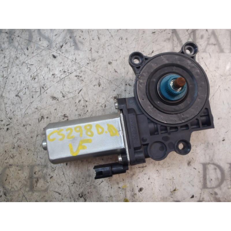 Recambio de motor elevalunas delantero derecho para ford fiesta (cbk) st referencia OEM IAM   