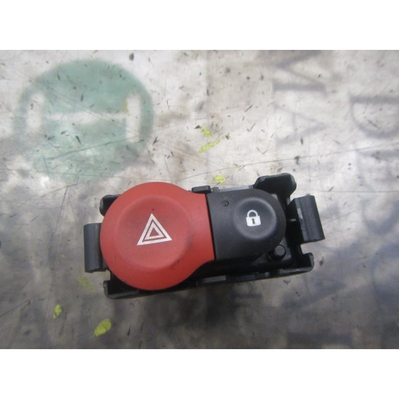 Recambio de warning para renault clio iii emotion referencia OEM IAM   