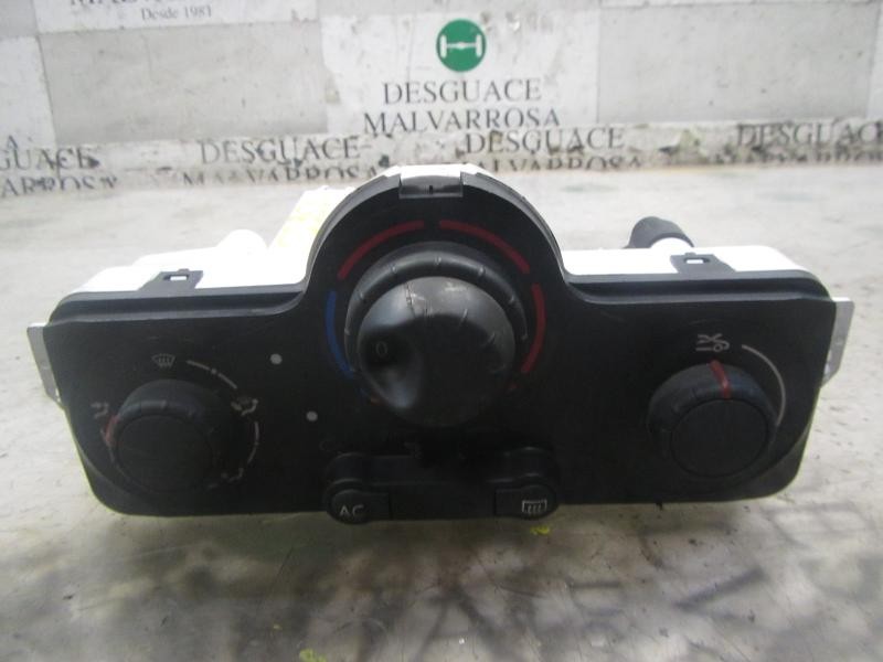 Recambio de mando calefaccion / aire acondicionado para renault clio iii emotion referencia OEM IAM   