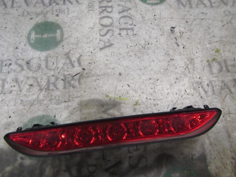 Recambio de piloto trasero central para chevrolet aveo ls referencia OEM IAM   