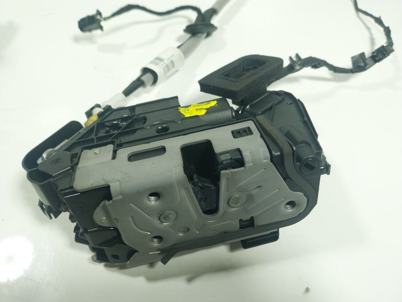 Recambio de cerradura puerta delantera derecha para volkswagen touran (5t1) 2.0 tdi referencia OEM IAM 5TB837016E 5TB837016E 