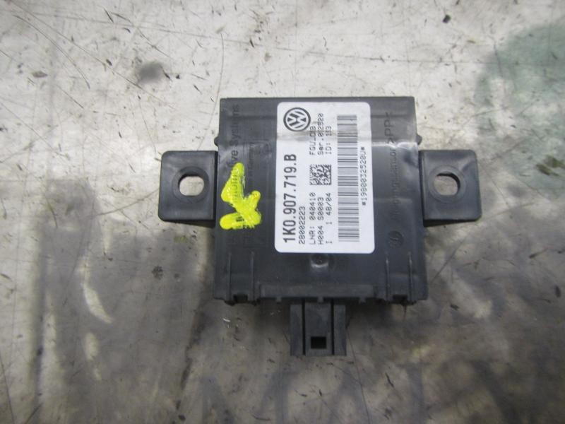 Recambio de modulo electronico para audi a3 (8p) 2.0 tdi ambition referencia OEM IAM 1K0907719C 1K0907719B 28002223