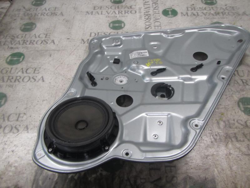 Recambio de elevalunas trasero derecho para kia cee´d emotion referencia OEM IAM 834811H010  