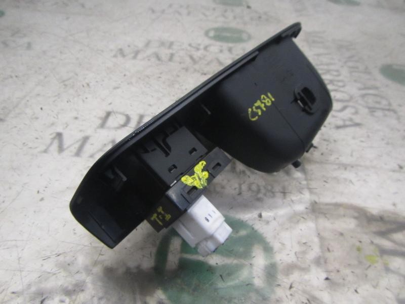 Recambio de mando elevalunas trasero izquierdo para kia cee´d emotion referencia OEM IAM 935751H100EQ 935751H100 